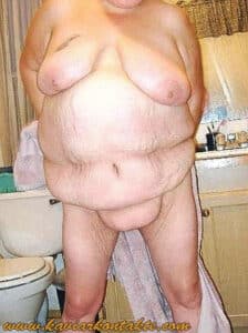 Perverse Oma sucht Natursektdate in Bayern